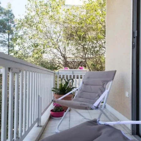 At Trendy Glyfada'S Center Apartment Athens Exterior photo