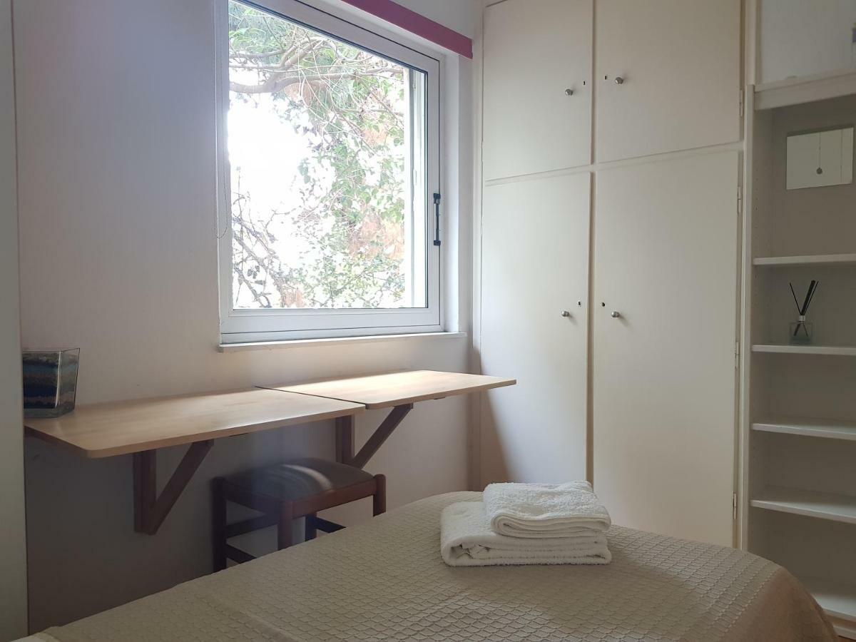 Apartment At Trendy Glyfada's Center Athen